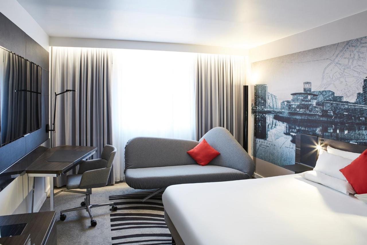 Novotel Manchester Centre Exterior photo