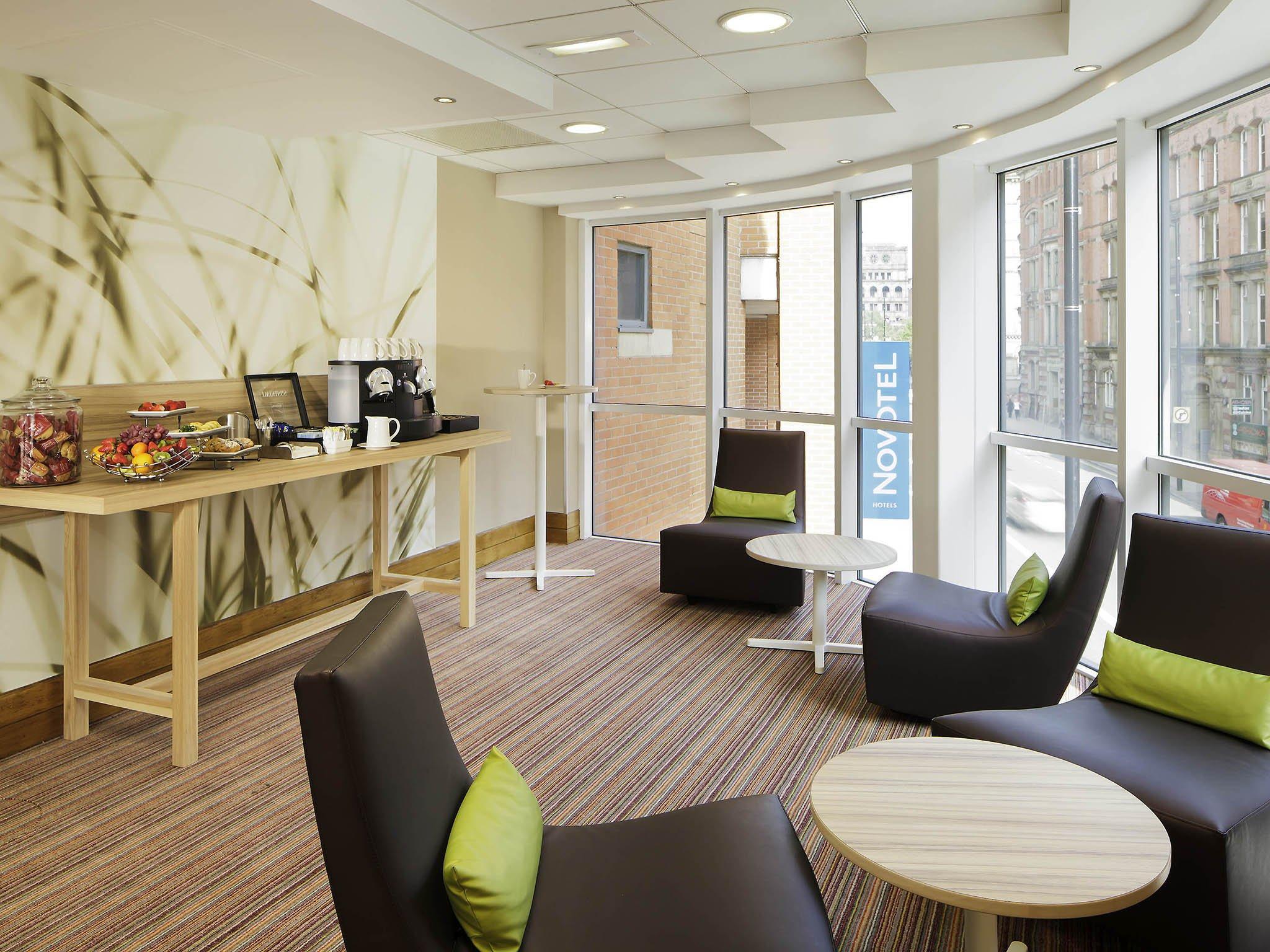 Novotel Manchester Centre Exterior photo